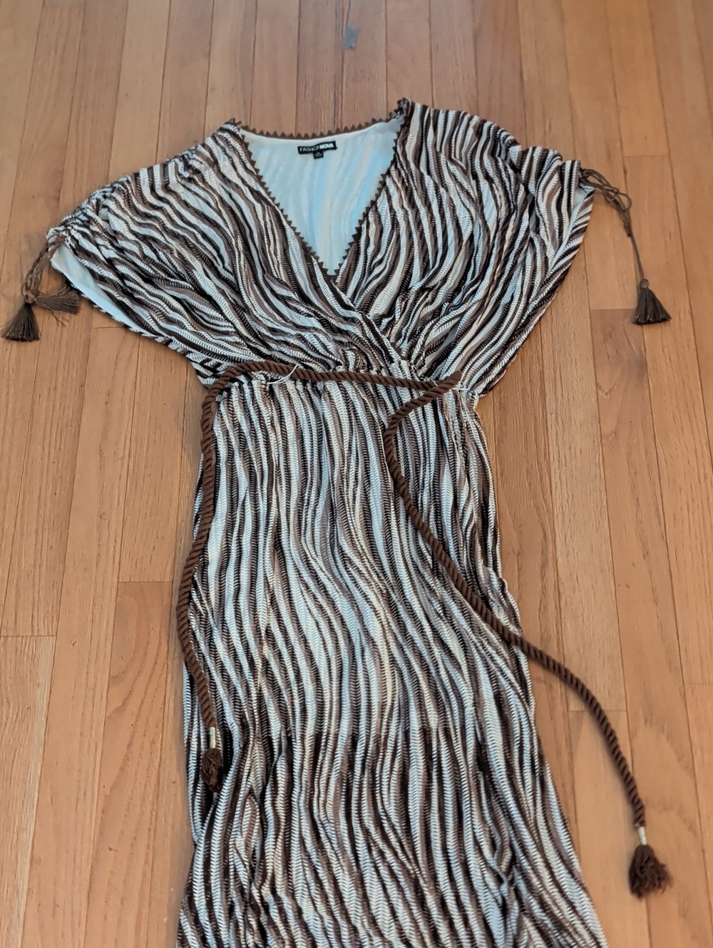 Fashion Nova Cream and Brown Trim V-Neck Maxi Dress